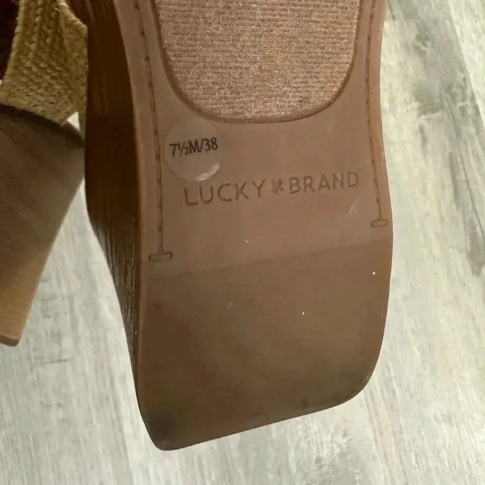 Lucky Brand cream and tan sandals with a wooden wedge heel #summer size 7.5